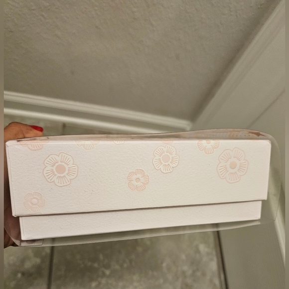 Coach NEW YORK Floral EDP Perfume 2 Pc Gift Set 1.7 Oz AND .25 Oz empty box - Picture 6 of 9